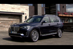 独BMW、最上級SUV新型「X7」の詳細を発表（公式プロモーションビデオ）