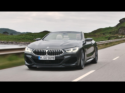 BMW「8シリーズコンバーチブル」が本国で発表（公式プロモーションビデオ）