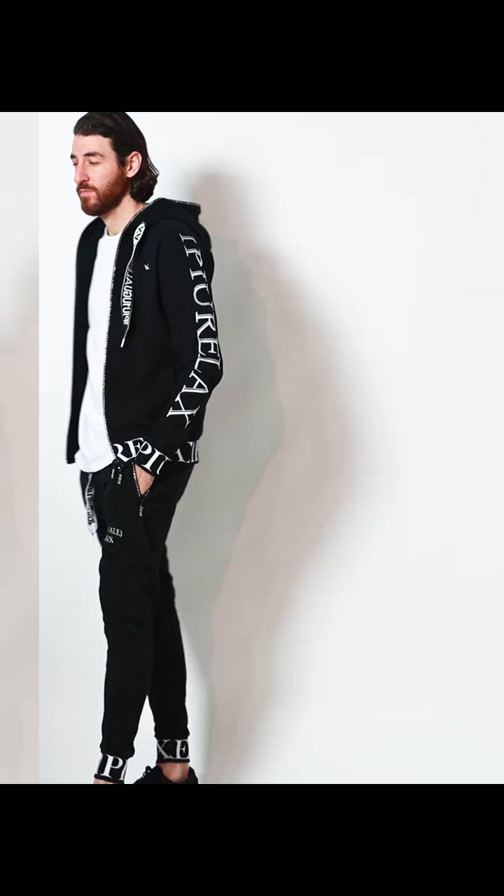 1PIU1UGUALE3RELAX ウノピュ 総柄 セットアップ S 1PIU1UGUALE3 RELAX セットアップ 上下セット スポーツ