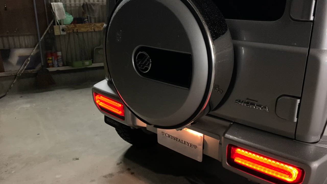 クリスタルアイ　ブラックタイプ L225BK JB64W ジムニー/JB74W シエラ Gタイプ LEDテール