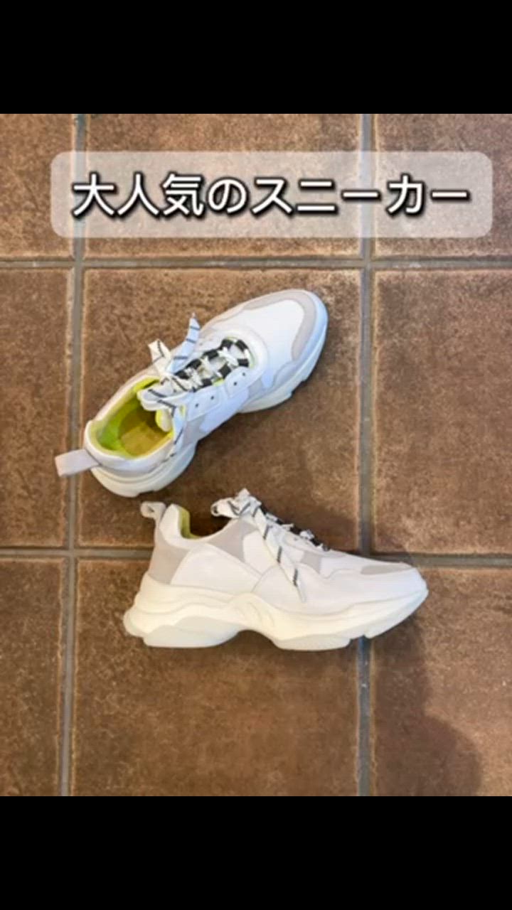 りんごさま専用 MANA スニカー
