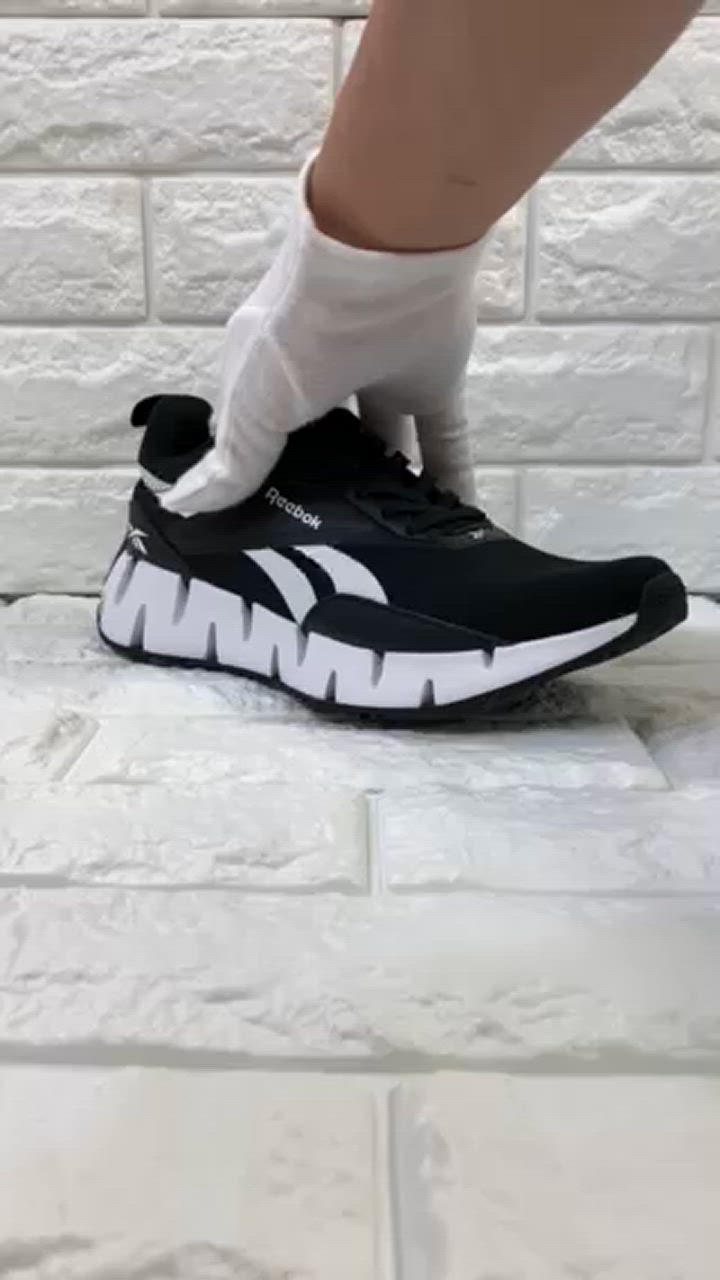エスシーシグナリーボーテ Reebok リーボック スニーカー ジグ ダイナミカ REEBOK ZIG