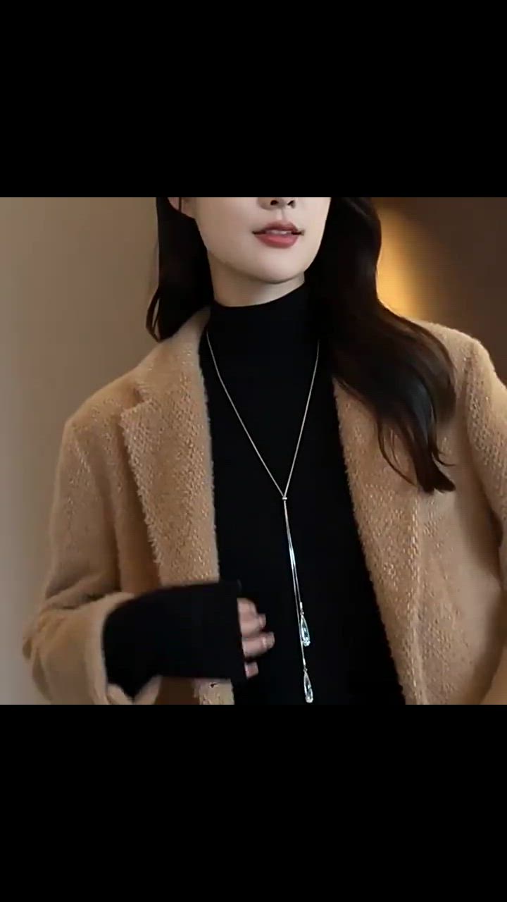 25A CHANEL CC ぶどうデザインが可愛いペンダントピアス CHANEL ネックレス、ペンダント(モチーフ:フラワー、花
