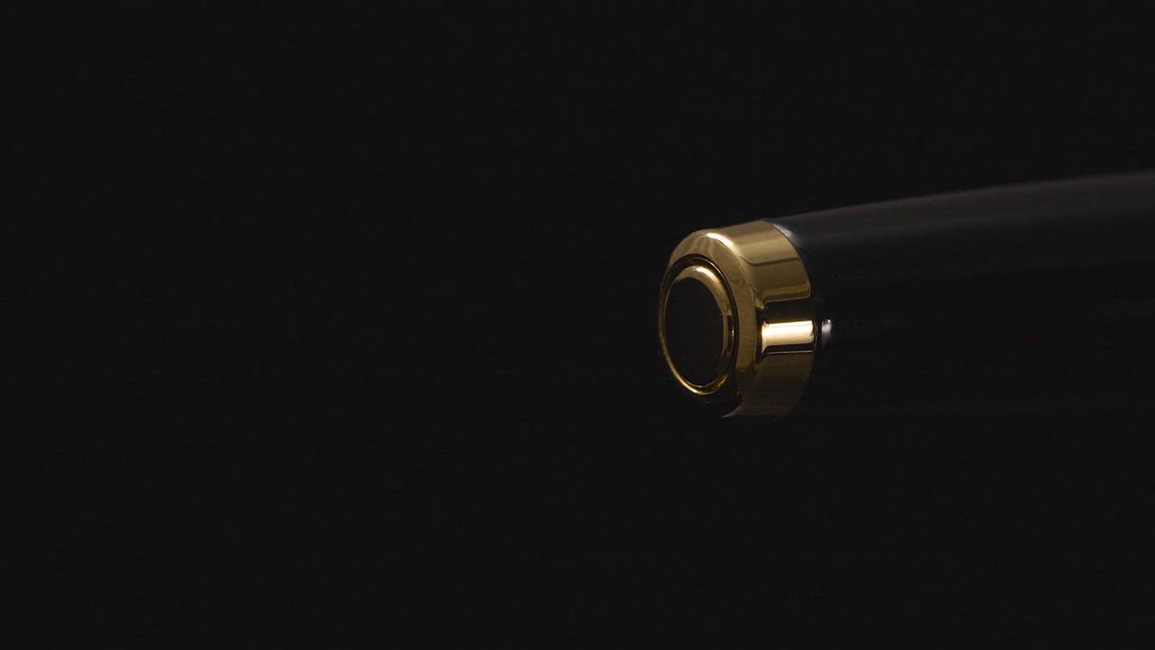 マーレン　万年筆　HTF　ジュネーブ　ラグジュアリー　レッド（商品情報を必ずお読みください。） マーレン 万年筆 HTF ジュネーブ ラグジュアリー レッド（商品情報を