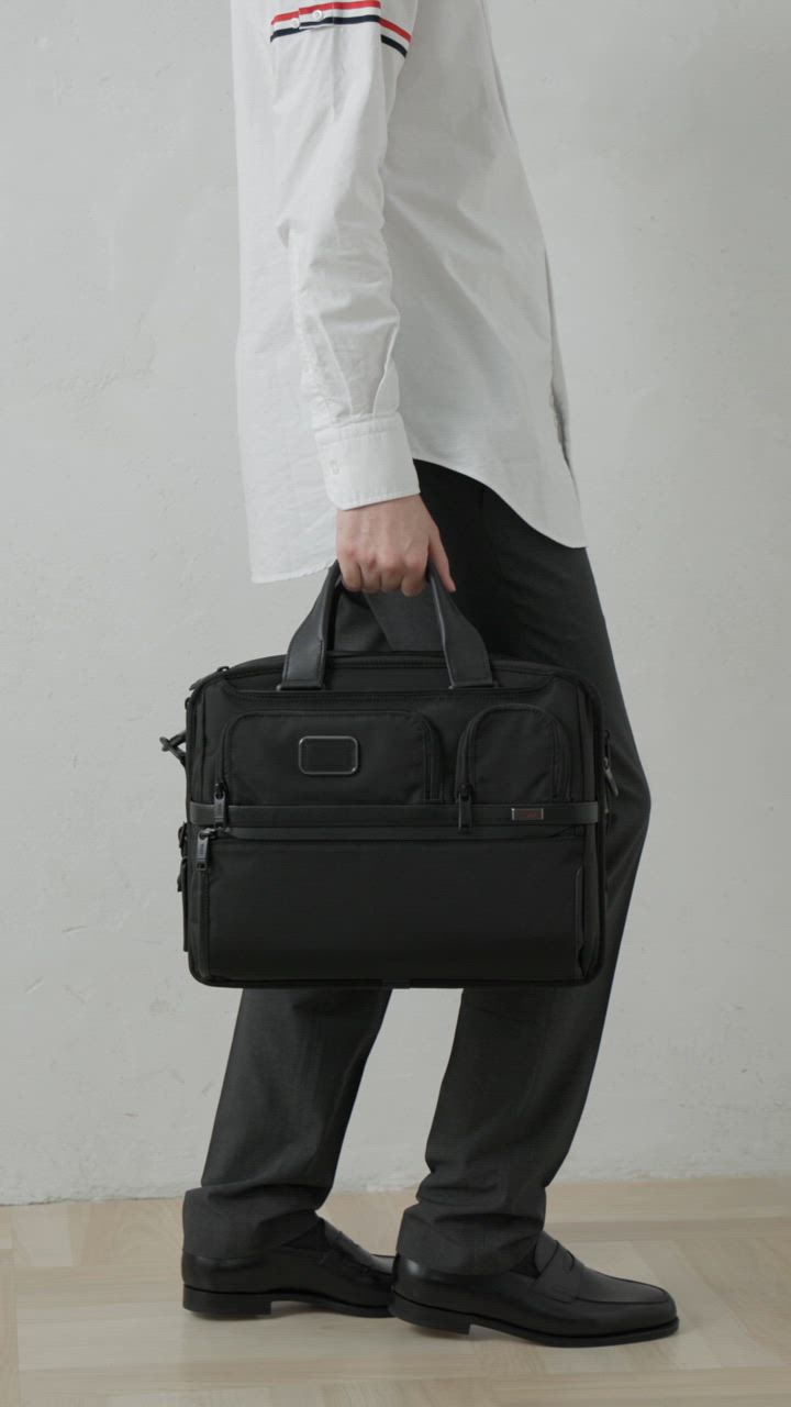 TUMI トゥミ ビジネスバッグ アルファ Alpha エクスパンダフル