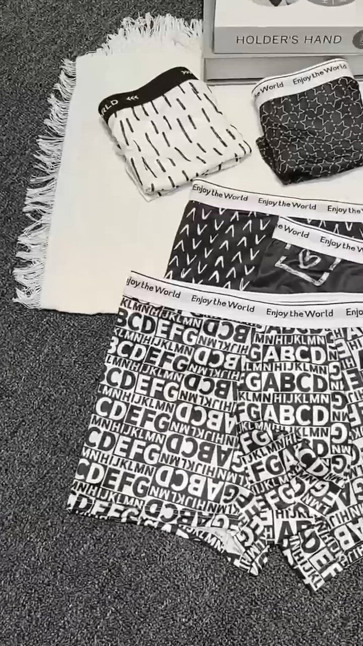 92　新品 未開封　Supreme ボクサーパンツ　M　黒　4枚　パンツ supreme ボクサーパンツ（メンズ）4枚入り - メルカリ