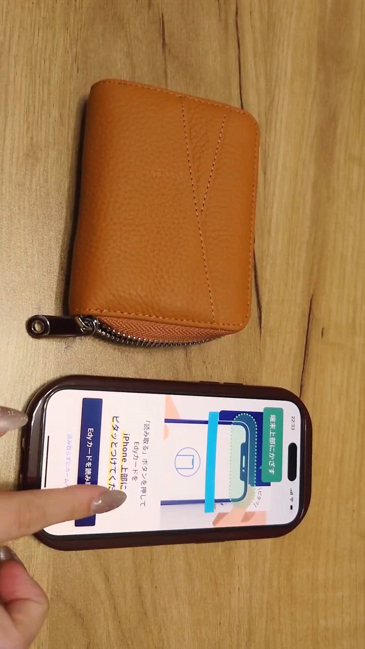 MARNI レディース二つ折り財布（色：イエロー系）｜財布