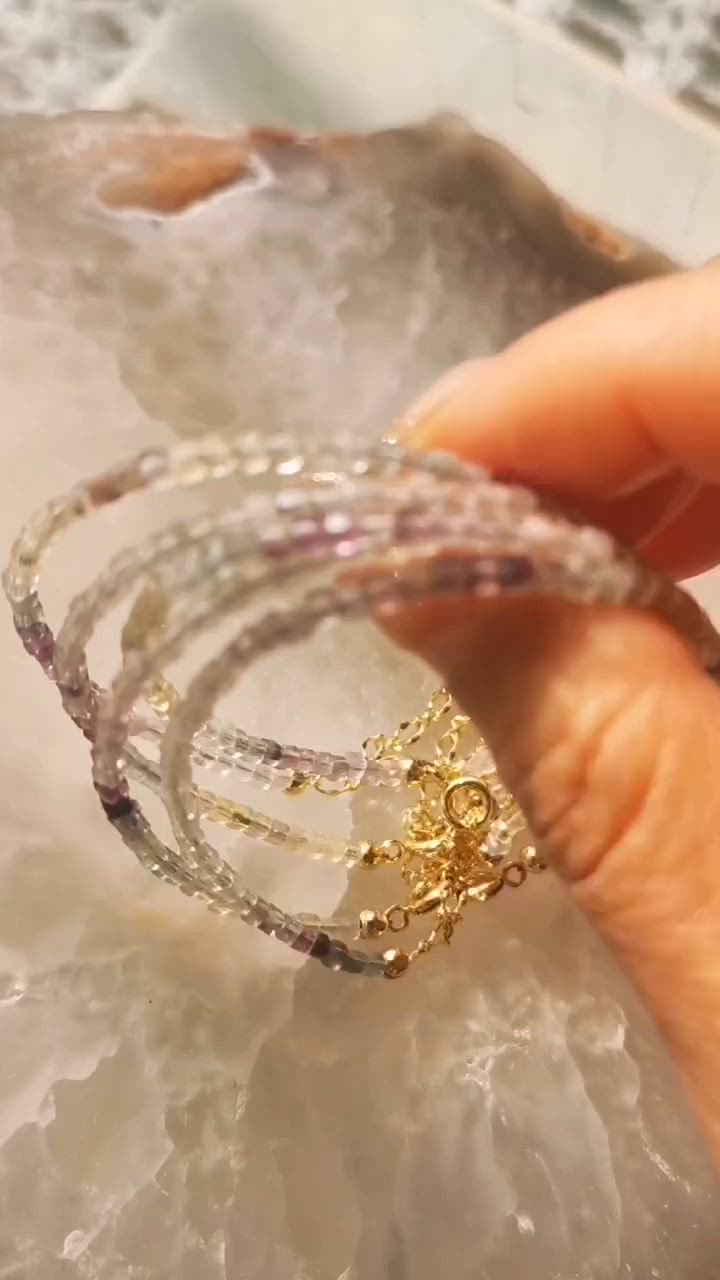 レインボーフローライト ブレスレット 虹色 2.5mm 華奢 繊細