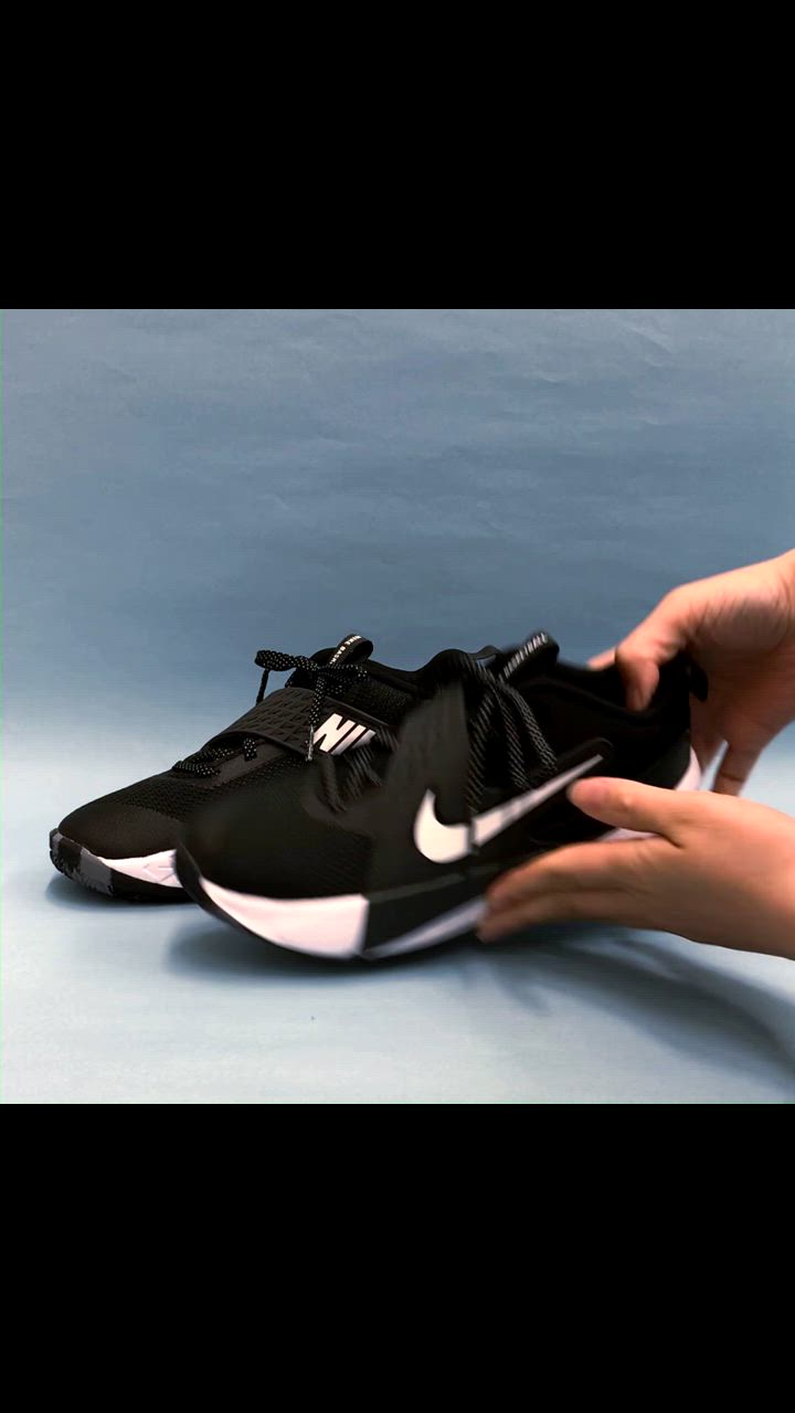 Jordan バスケットボールシューズ ホワイト/グレー/レッド Jordan JT バスケットボールシューズ グレー 箱付き 26.5cm