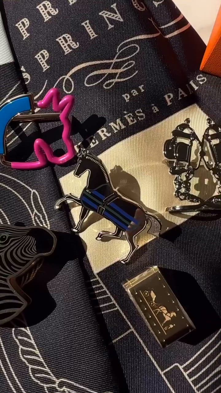 エルメス スカーフリング シュヴァル ネオン　馬　スカーフリング HERMES エルメス スカーフリング シュヴァルネオン Cheval Neon