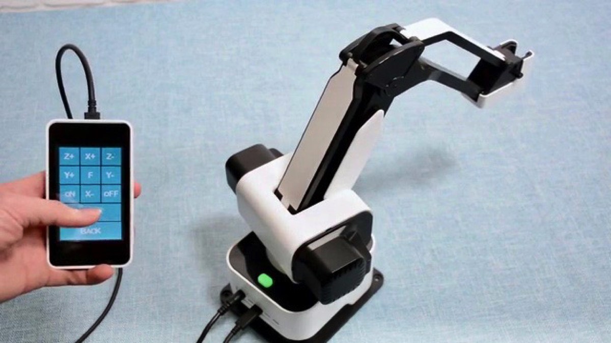 五目並べもできる アタッチメントを変えて何でもできる卓上ロボットアーム Hexbot Bouncy バウンシー Yahoo Japan