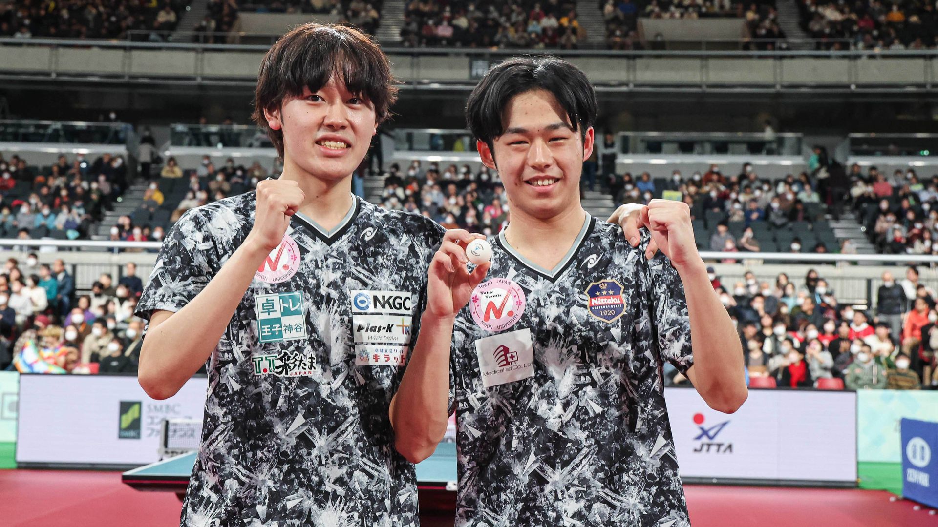 【全日本卓球】男子ダブルスを制した小林・伊藤、「来年の2連覇に向けてさらにがんばります！」