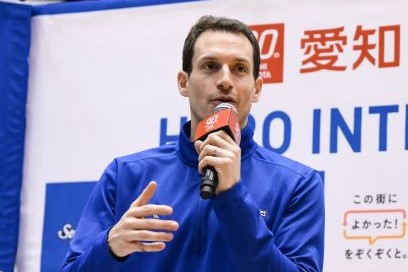 【シーホース三河】本日が誕生日☆ライアン・リッチマンHCの日本語の先生はまさかのあの人！？