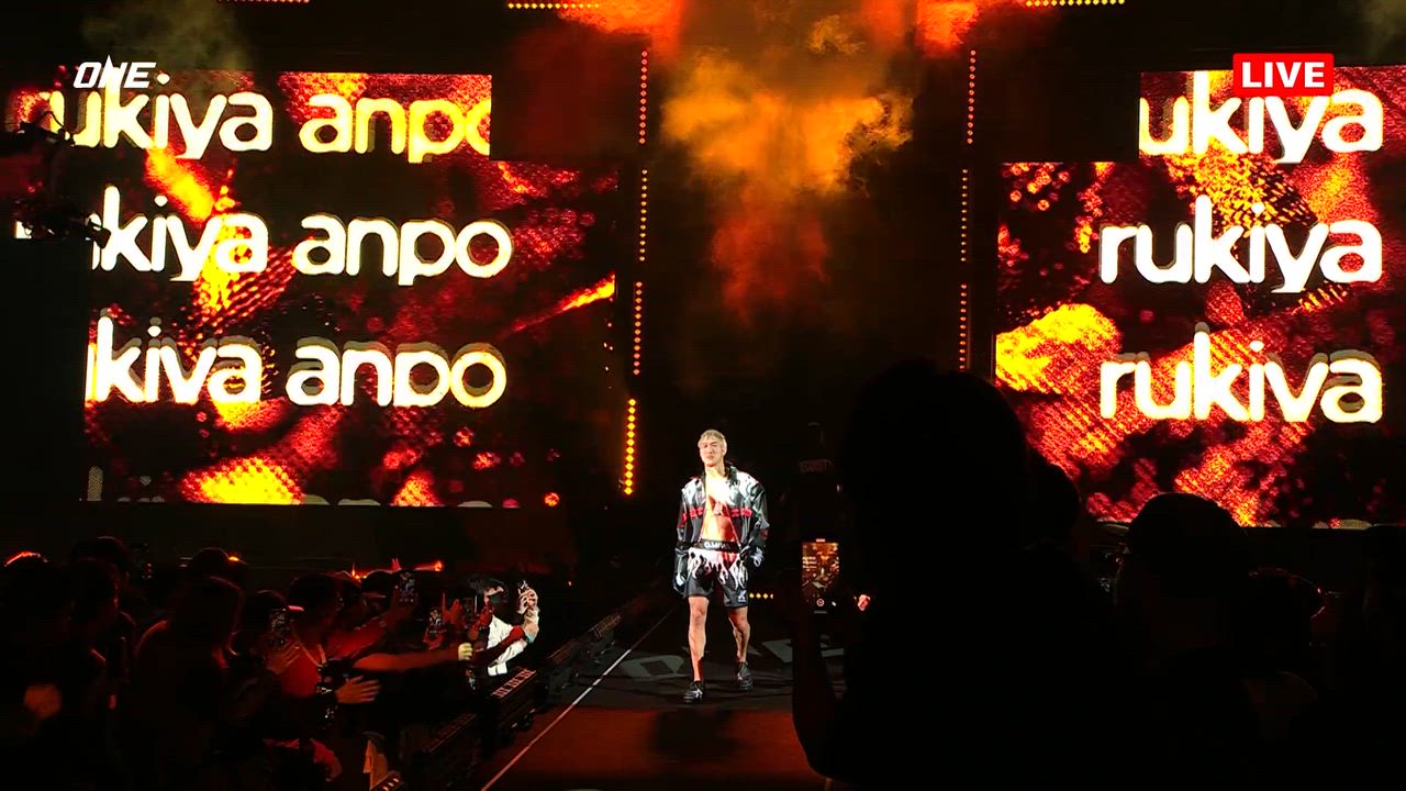 【ONE】安保瑠輝也、グレゴリアンの強烈な圧におされながら最後まで耐え抜くも、判定負け｜ONE173：スーパーボン vs. 野杁正明