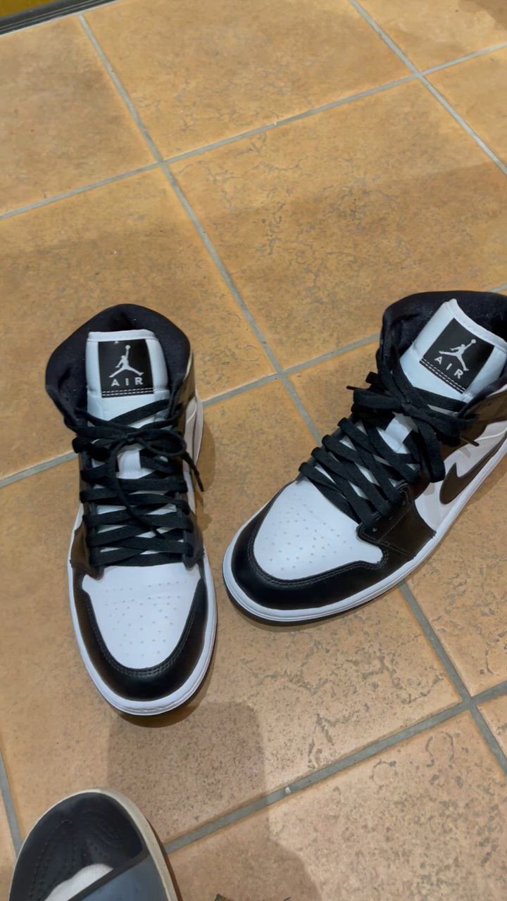 エア ジョーダン 1 NIKE WMNS AIR JORDAN MID 