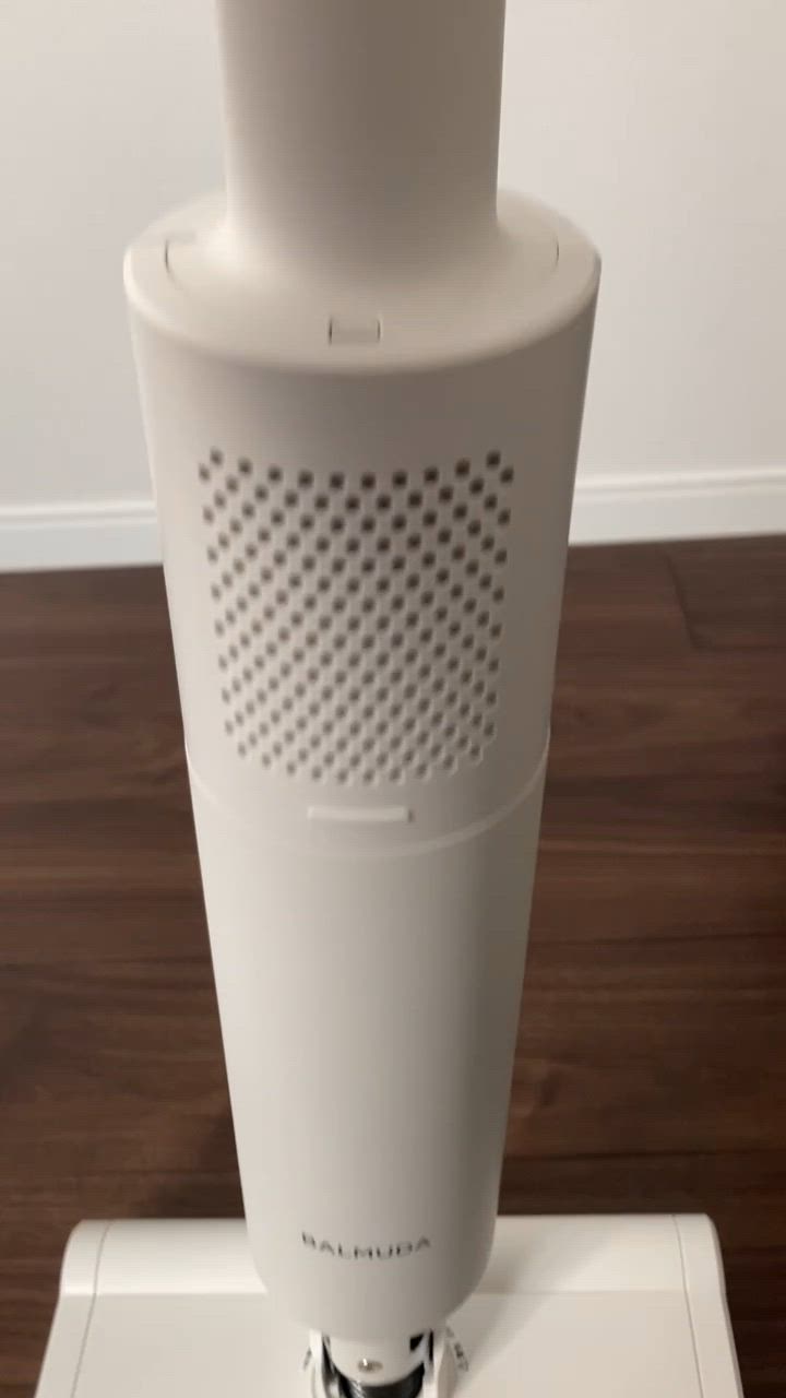 BALMUDA 【在庫限り限定価格】正規品 掃除機 The Cleaner