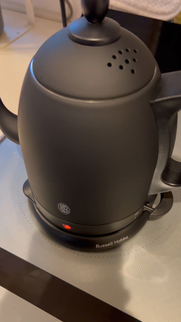 RUSSELL HOBBS 電気ケトル 小型 やかん ラッセルホブス 電気 RUSSELL HOBBS 電気ケトル 小型 やかん ラッセルホブス 電気
