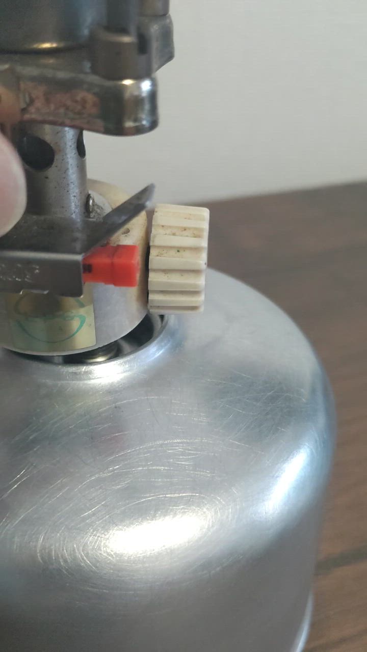 限定セール】ThousWinds メタルガス缶シェード ガス缶カバー od