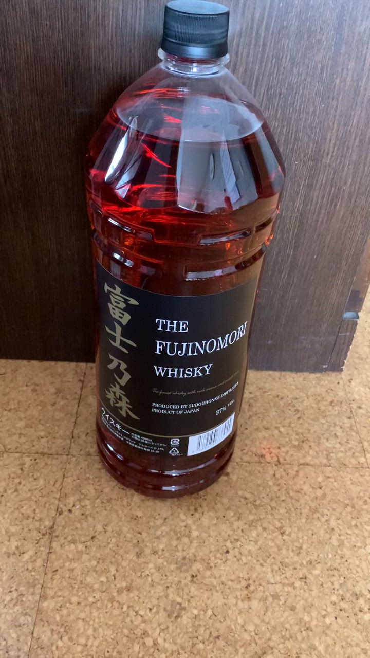 【影法師】ウイスキー4本セット 楽天市場】ウイスキー 唯一 ゆいつ ウイスキー 4L 4000ml 4