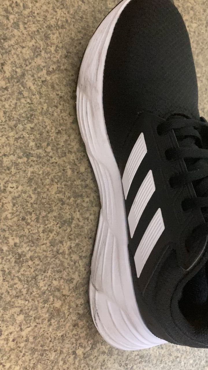 adidas アディダス（adidas）（メンズ）スポーツシューズ