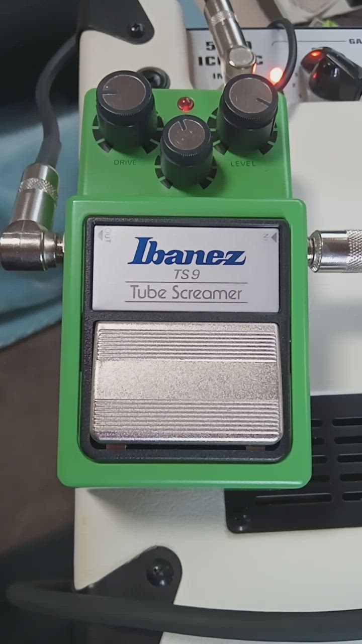 【美品】Ibanez TS9 Tube Screamer ギターエフェクター Ibanez Tube Screamer TS-9 - 数多くののミュージシャンが愛用