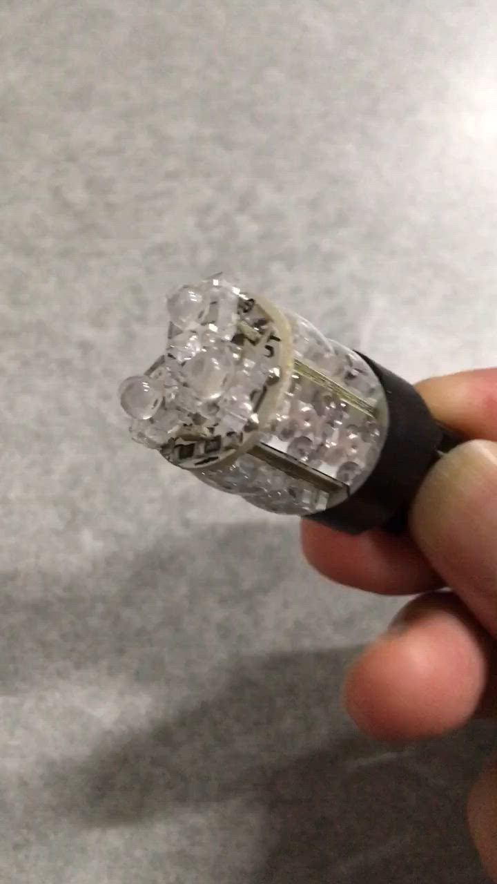 1件目のレビュー動画のサムネイル | 0