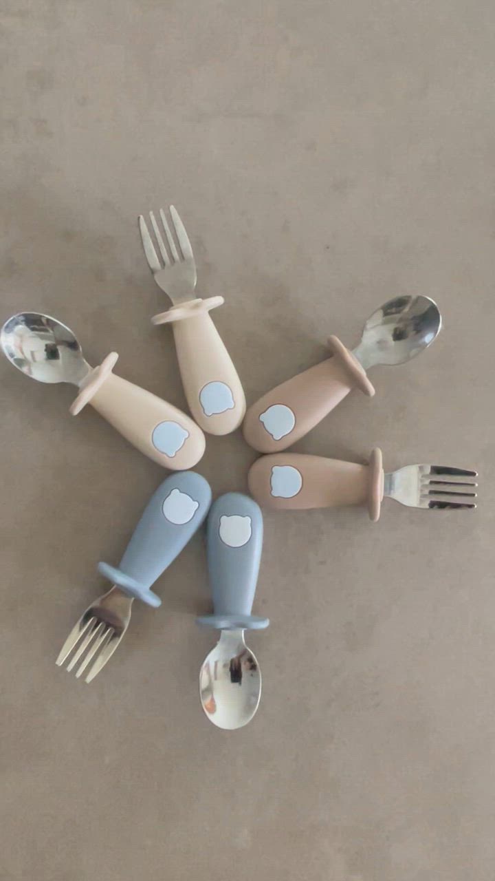最短即日出荷 離乳食カトラリーセット kawaii&born スプーン 最短即日出荷 離乳食カトラリーセット kawaii&born スプーン