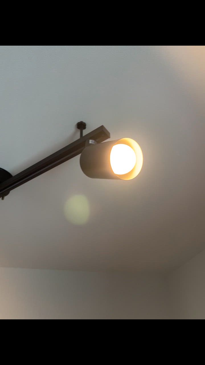 全体のレビュー動画のサムネイル | 1