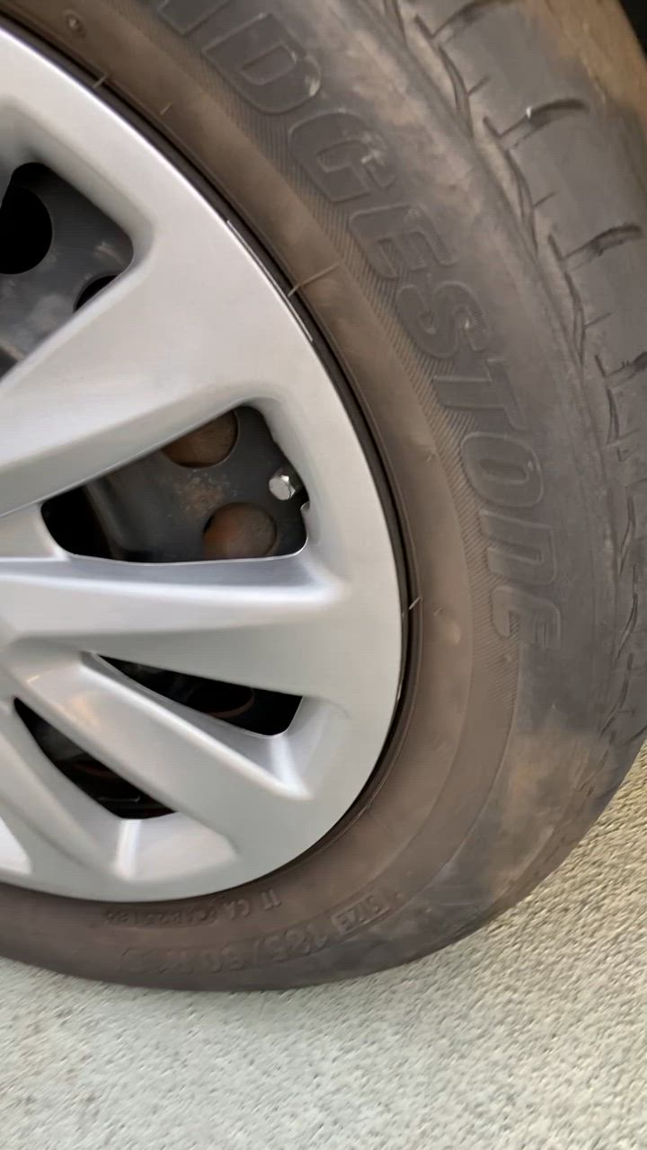 Velocity(車) ホイールキャップ ホイールカバー 4枚セット 汎用