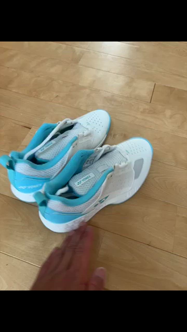 ヨネックス　バトミントン・テニス　室内シューズ YONEX テニス ヨネックス パワークッション アジリティ