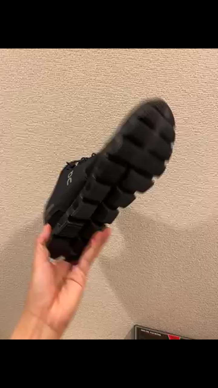 1件目のレビュー動画のサムネイル | 0