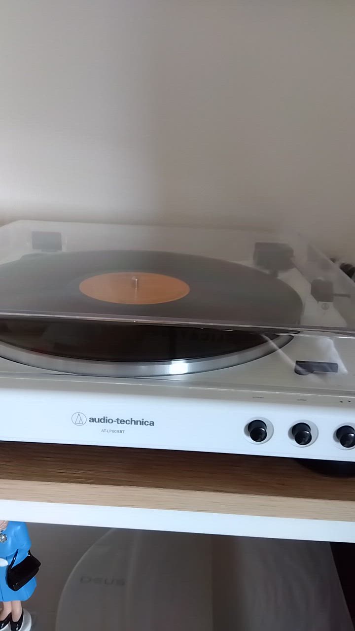 あゆさん専用　audio−technica AT-LP60XBT WW レコード AT-LP60XBT WW｜アナログ：レコードプレーヤー｜オーディオテクニカ