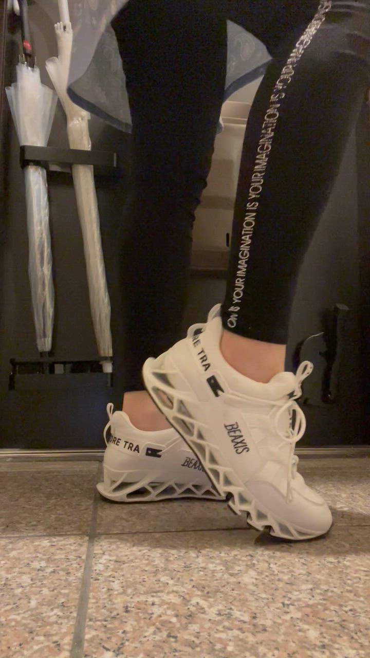 全体のレビュー動画のサムネイル | 11