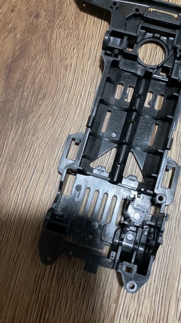 ミニ四駆 スーパーIIシャーシ カーボン強化 ブラック 黒 ミニ四