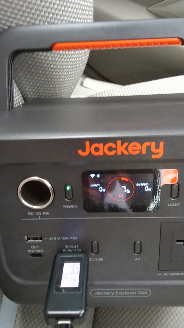 Jackery 【4/22 0:00から 15%OFFクーポン】Jackery ポータブル