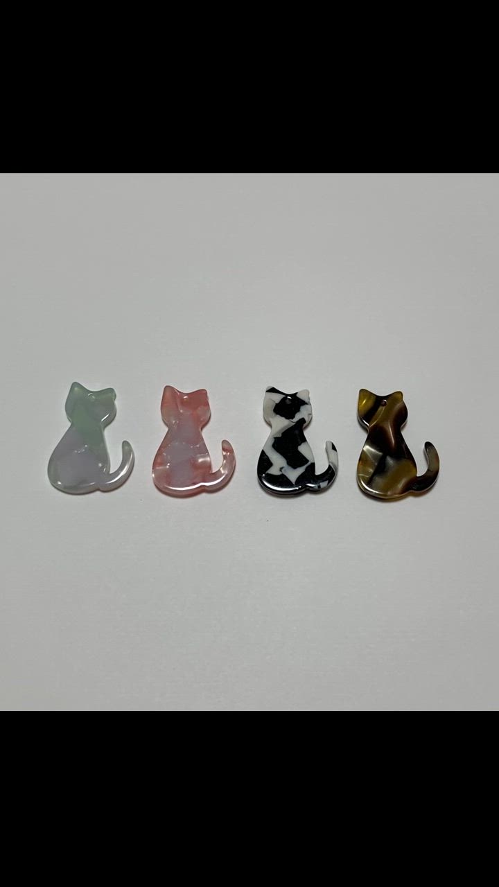ハンドメイドねこチャーム　12個 ⑤ partsworldjp_parts-bekko26