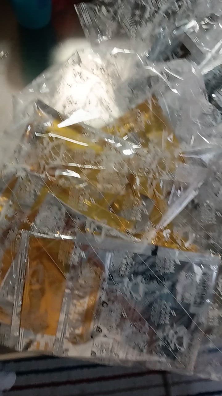 全体のレビュー動画のサムネイル | 18