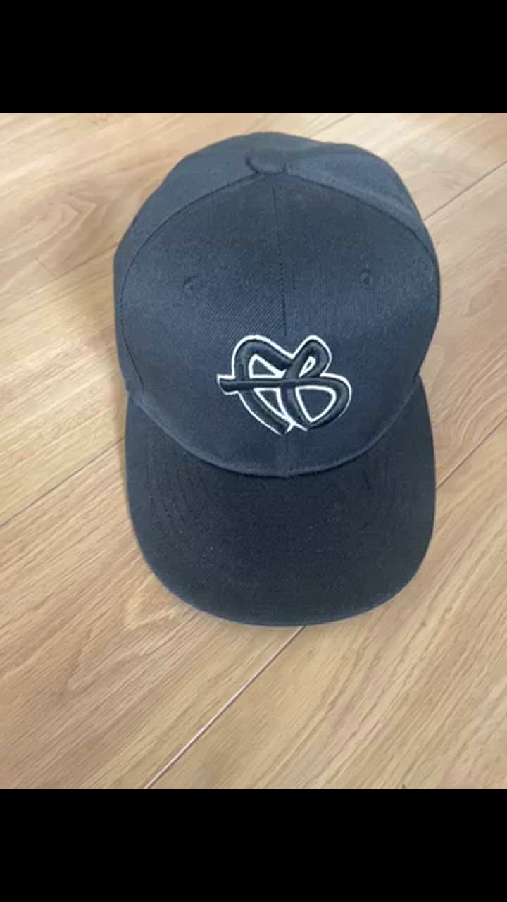 超ビンテージ FUBU旧ロゴキャップ FUBU Vintage 1990s Hat Cap Red Fuzzy Logo RARE Streetwear