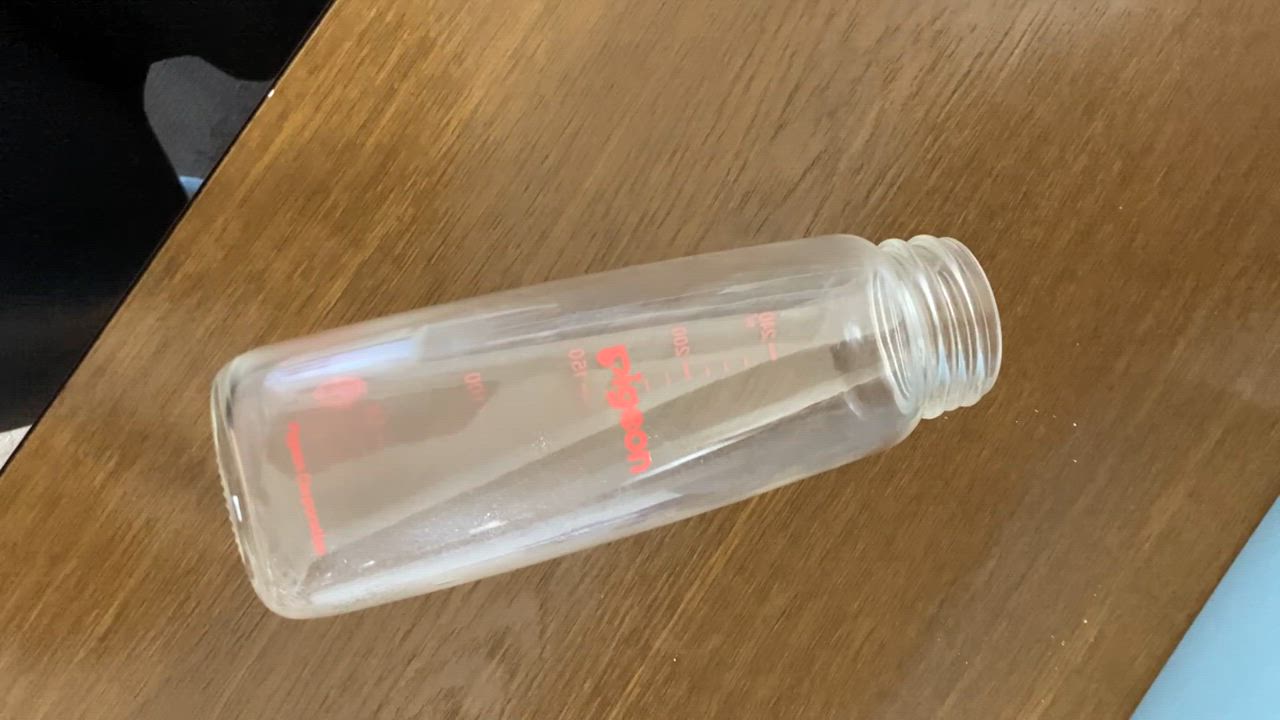 Pigeon ピジョン スリムタイプ哺乳びん 耐熱ガラス製 240ml Pigeon ピジョン スリムタイプ哺乳びん 耐熱ガラス製 240ml