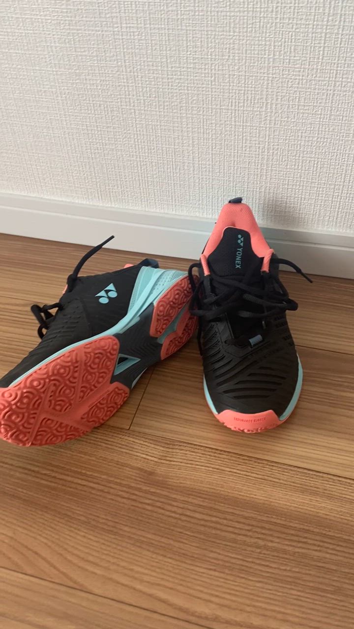 ほぼ新品 テニスシューズYONEXソニケージ 26.0 【中敷き無し】