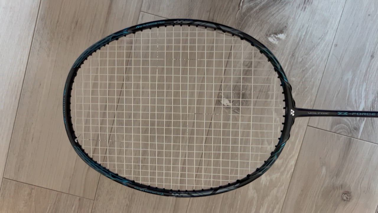 YONEX バドミントンストリング 強チタン(200m) ６月入荷分 LINE追加で5%OFFクーポン配布中】ヨネックス YONEX バドミントン