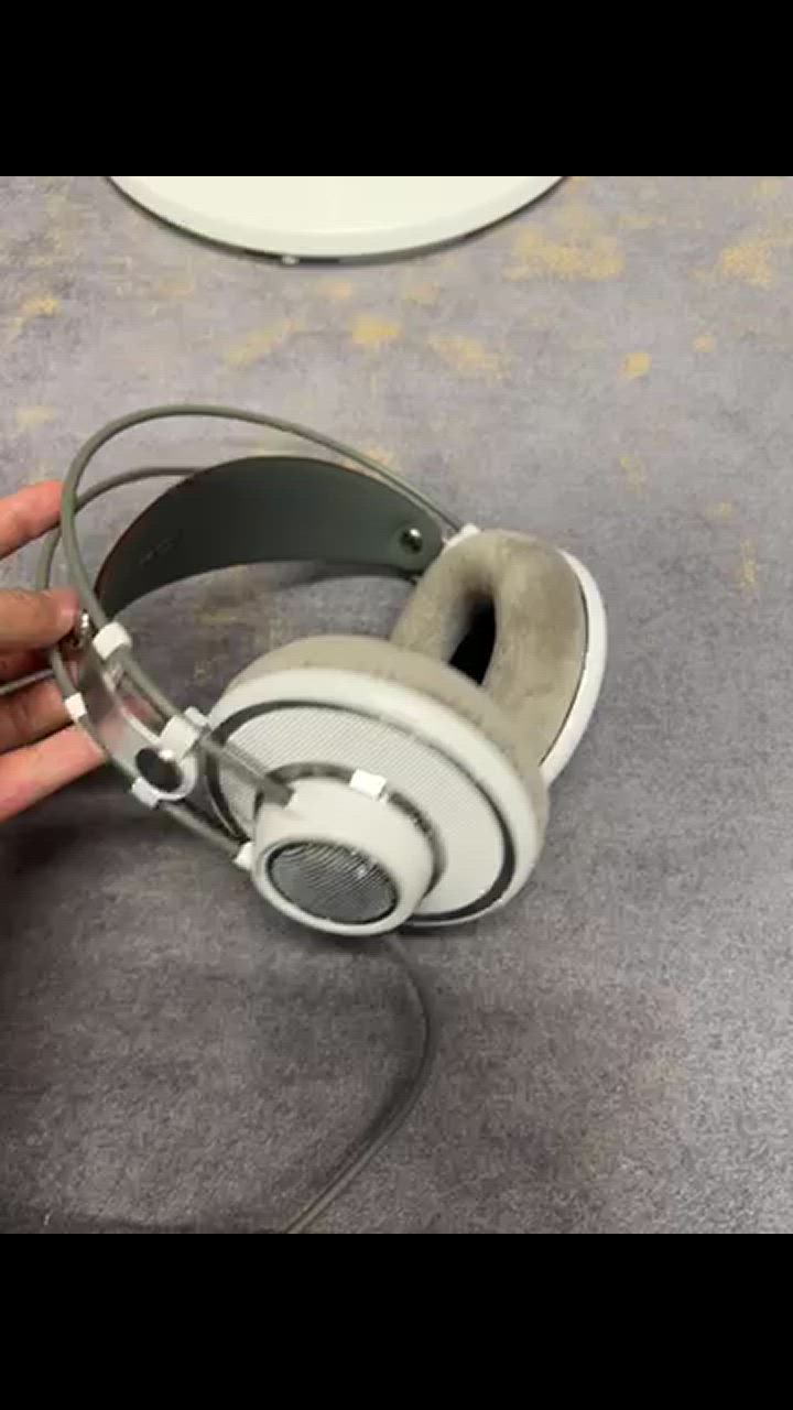 AKG アーカーゲー K701-Y3 オープンエアー型 ヘッドフォン