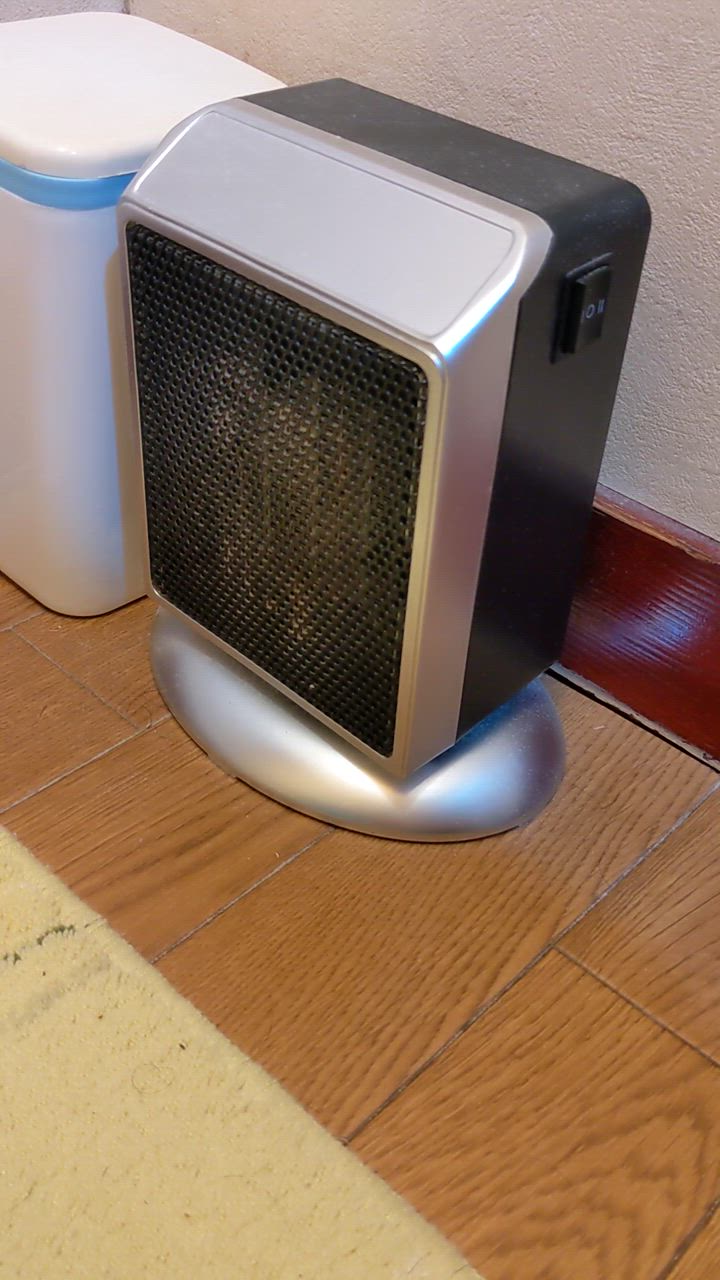 セラミックヒーター 小型 電気ストーブ セラミックファン