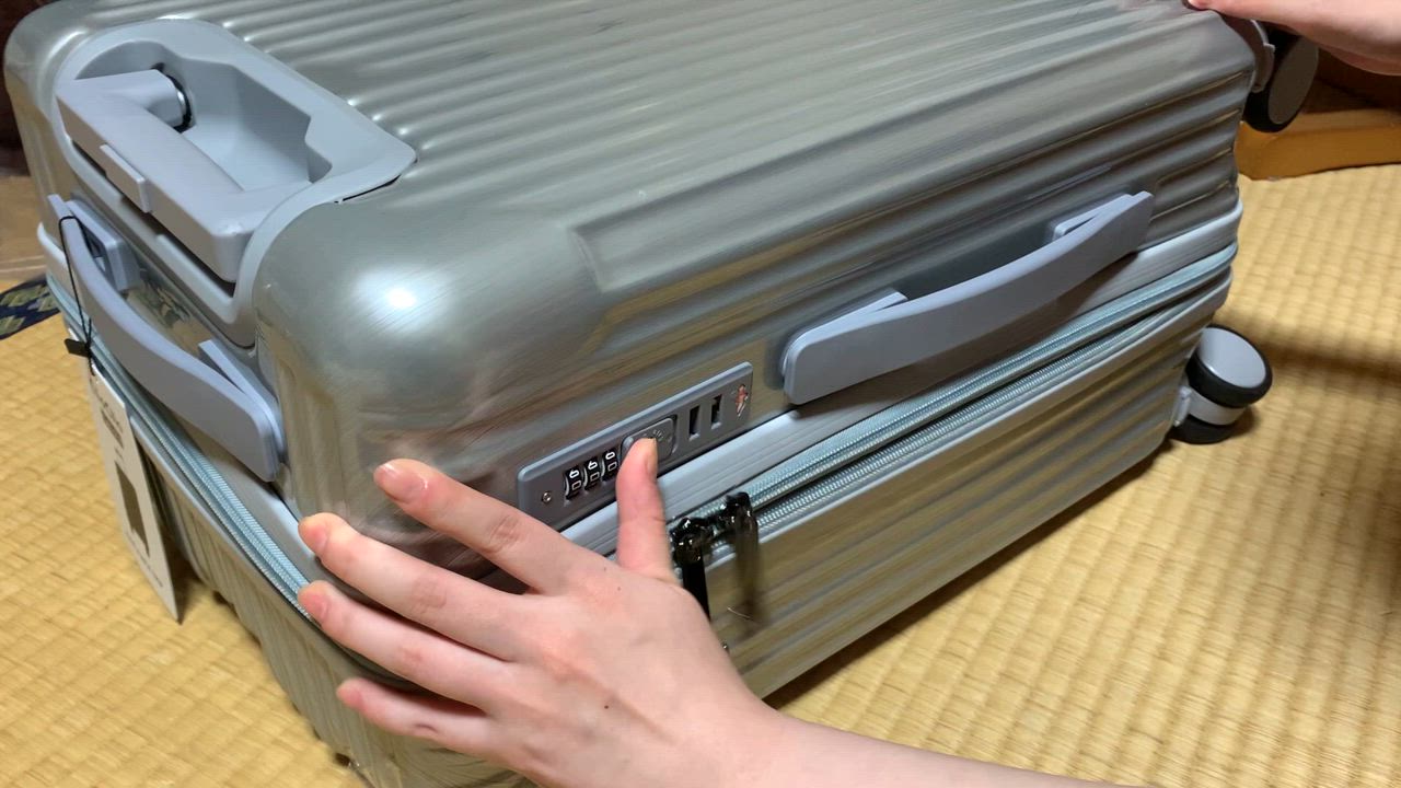 希少2輪/難あり/ファスナー破損】RIMOWA機内持込用 - メルカリ