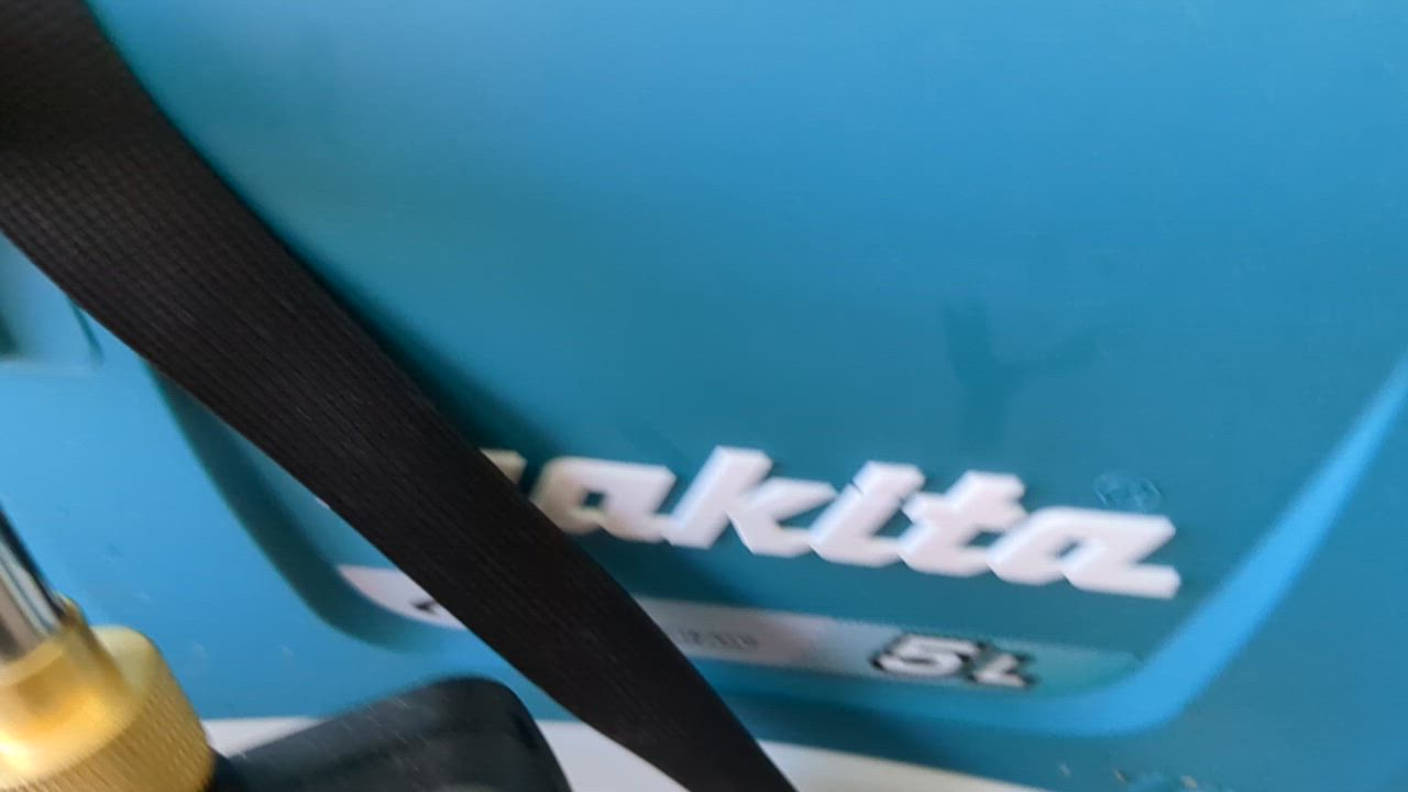 マキタ makita 充電式噴霧器 MUS054DZ 18V タンク容量5L マキタ makita 充電式噴霧器 MUS054DZ 18V タンク容量5L