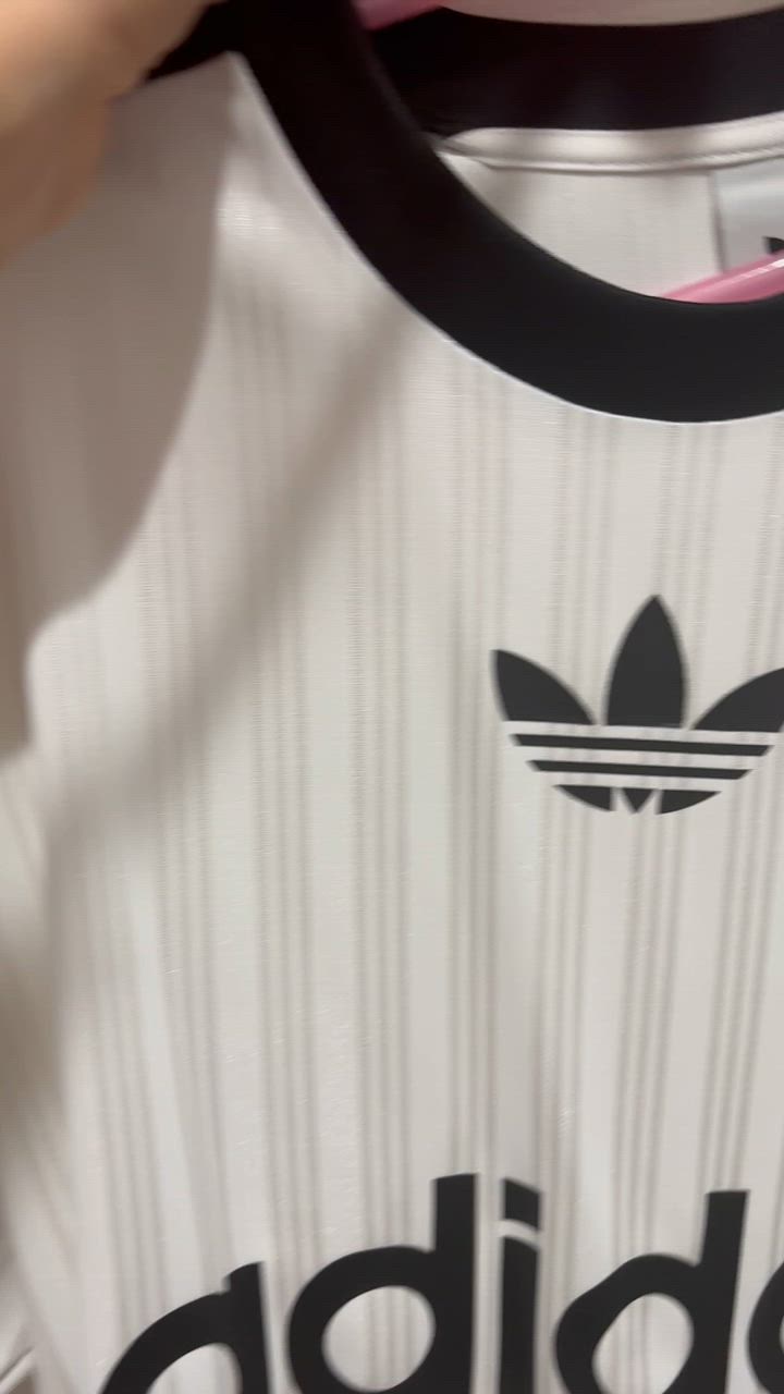 adidas 　ADICOLOR POLY ゲームシャツ　白　Ｌ 未着用 アディダスオリジナル ADICOLOR POLY ゲームシャツ 3XL
