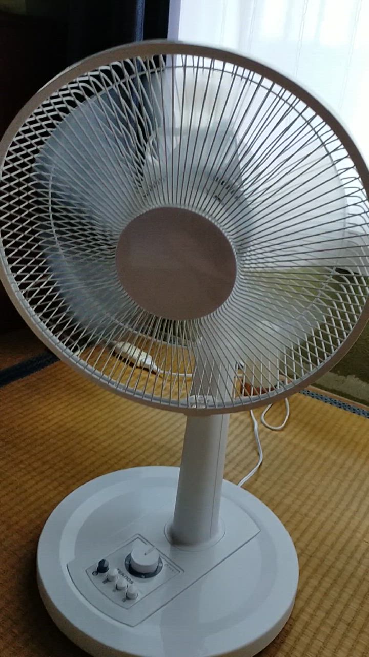 全体のレビュー動画のサムネイル | 3
