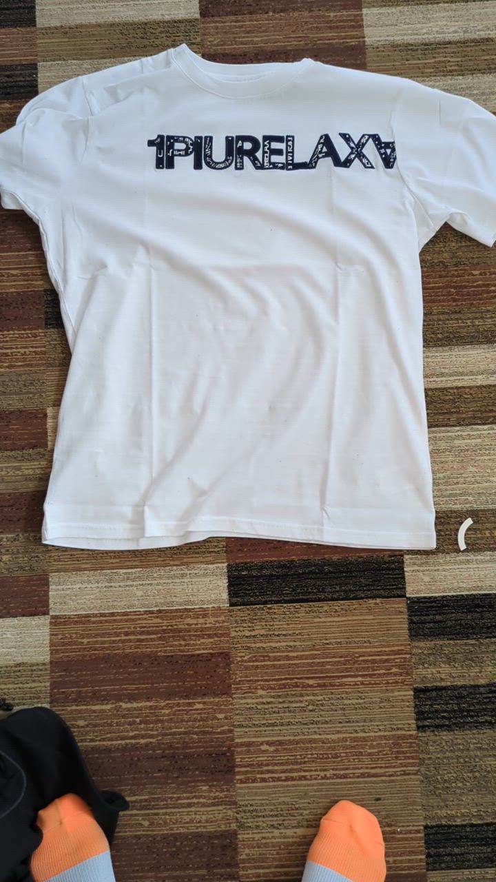 1PIU1UGUALE3 RELAX tシャツ RELAX(ウノピゥウノウグァーレトレ