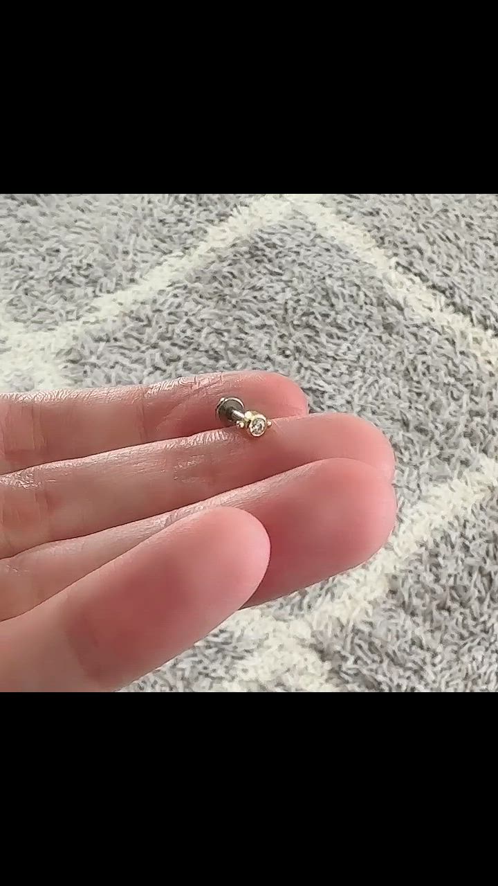 1件目のレビュー動画のサムネイル | 0