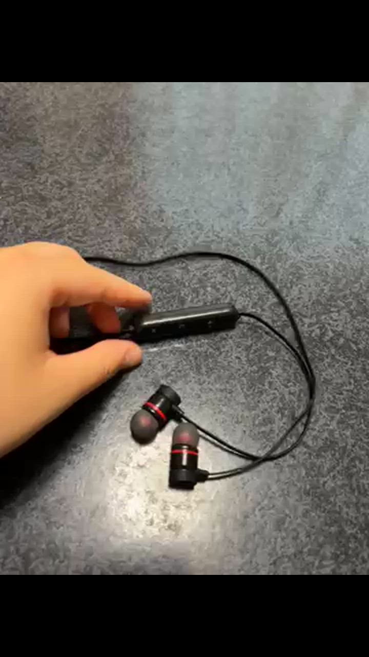 ネックバンド型 bluetooth ワイヤレスイヤホン 《ブラック ネックバンド型 bluetooth ワイヤレスイヤホン 《ブラック